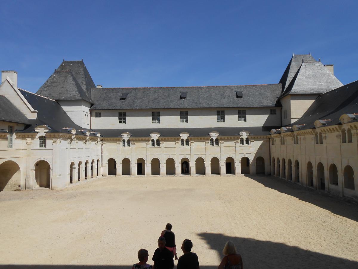 Gite-Civray-De-Touraine Maison De Denise Kültér fotó